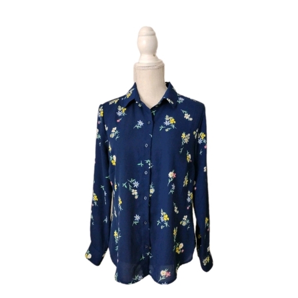 Banana Republic Tops - Banana Republic Classic Fit Button Front Floral Blouse Collared Women's Size S